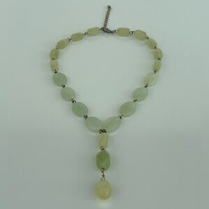 LIGHT JADE GREEN BEADED COSTUME JEWELRY NECKLACE NWOTS!